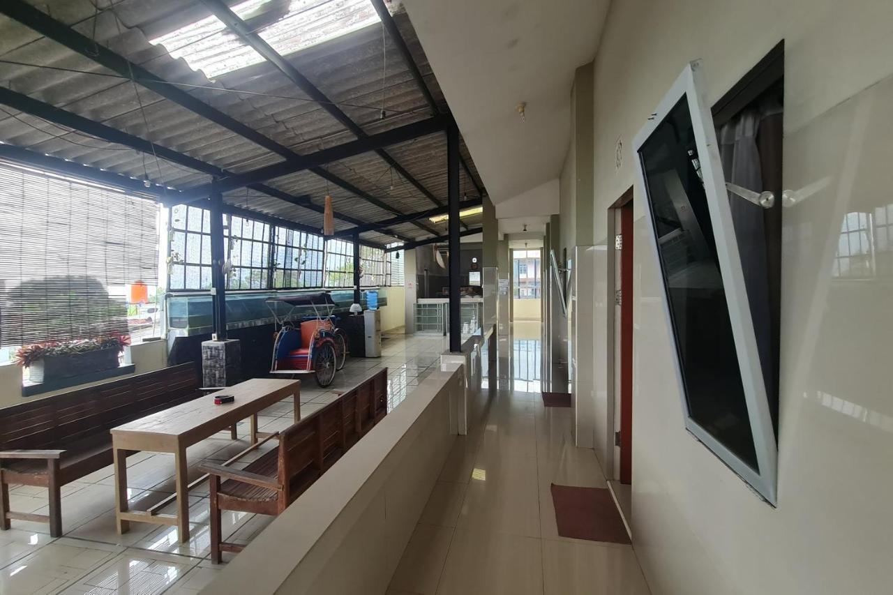 Capital O 93250 Hotel Tirta Kencana 2 Baturaden Banyumas Εξωτερικό φωτογραφία